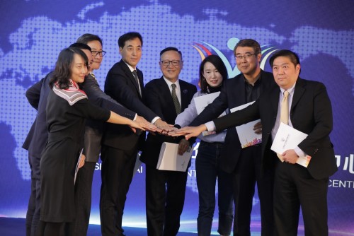 新青年 新世界 新视野 新作为 ——上海青少年国际交流中心周年座谈会召开