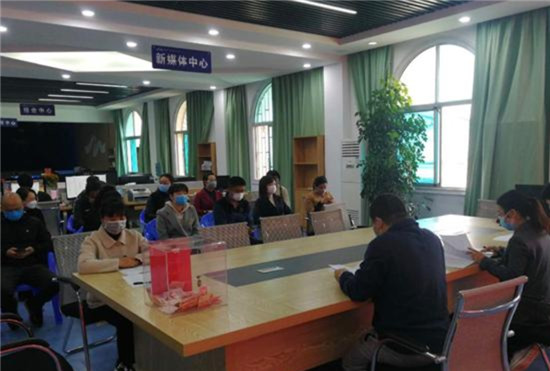 蒙自市融媒体中心党员自愿捐款助力疫情防控