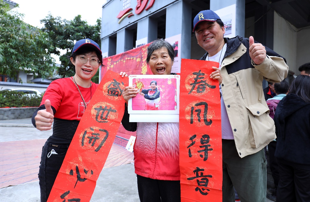 用影像记录美丽乡村，佳能（中国）走进江门市开平市塘口镇祖宅村“送幸福大片”