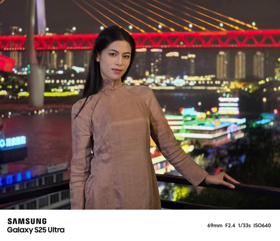 AI超视觉影像再革新 三星Galaxy S25系列定格重庆夜色