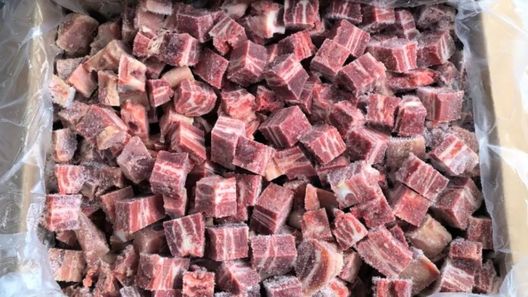 玉湖访谈录｜接续撑起家业的00后冻品佳人