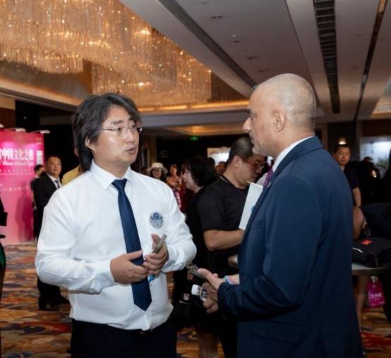 洪贤宇名誉院长受邀出席2025全球外交官中国文化之夜 以文化力量架起国际合作之桥
