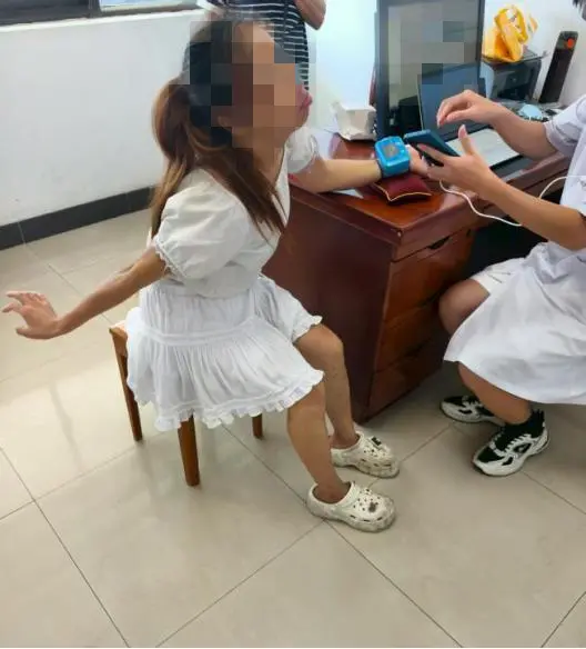 水针松解携手中医AI，湖北医疗团队为疑难运动障碍诊疗提供新路径