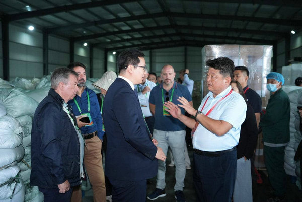 2025年鄂托克旗第二届国际螺旋藻产业发展大会暨第五届《中欧地理标志协定》互认产品推广洽谈会圆满成功