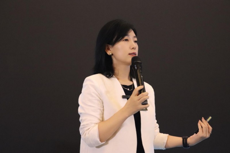 大国餐饮，智领未来！中成伟业“蝶变”论坛暨行业风向标峰会圆满落幕！