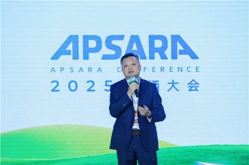 向AI构建能力，用模型产出价值，让金融优质发展