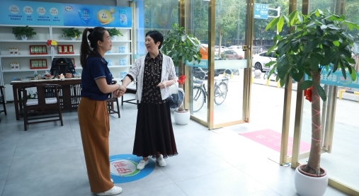 伊利大好品质生活馆:以“菌乳同补”破局 家庭健康守护新章