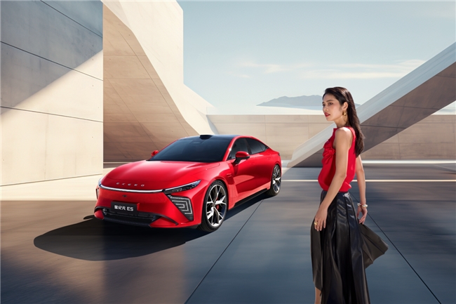 20万左右预算,星纪元ES纯电与小米SU7谁才是更优之选?