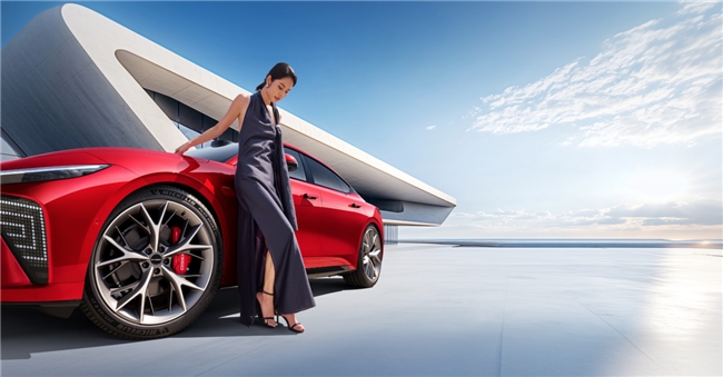 星纪元ES对比智己L6:谁才是更懂家庭的智能电动轿车? 星纪元ES对比智己L6:谁才是更懂家庭的智能电动轿车?