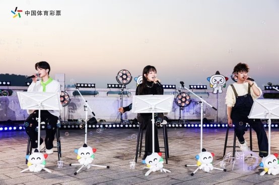 声动甘竹滩，情暖秋日里——“乐行时分听歌会”2025圆满落幕