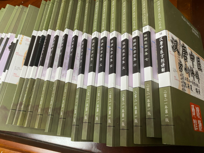 倪海厦传播中医累死功在通俗化，知医APP接棒用AI中医变简单